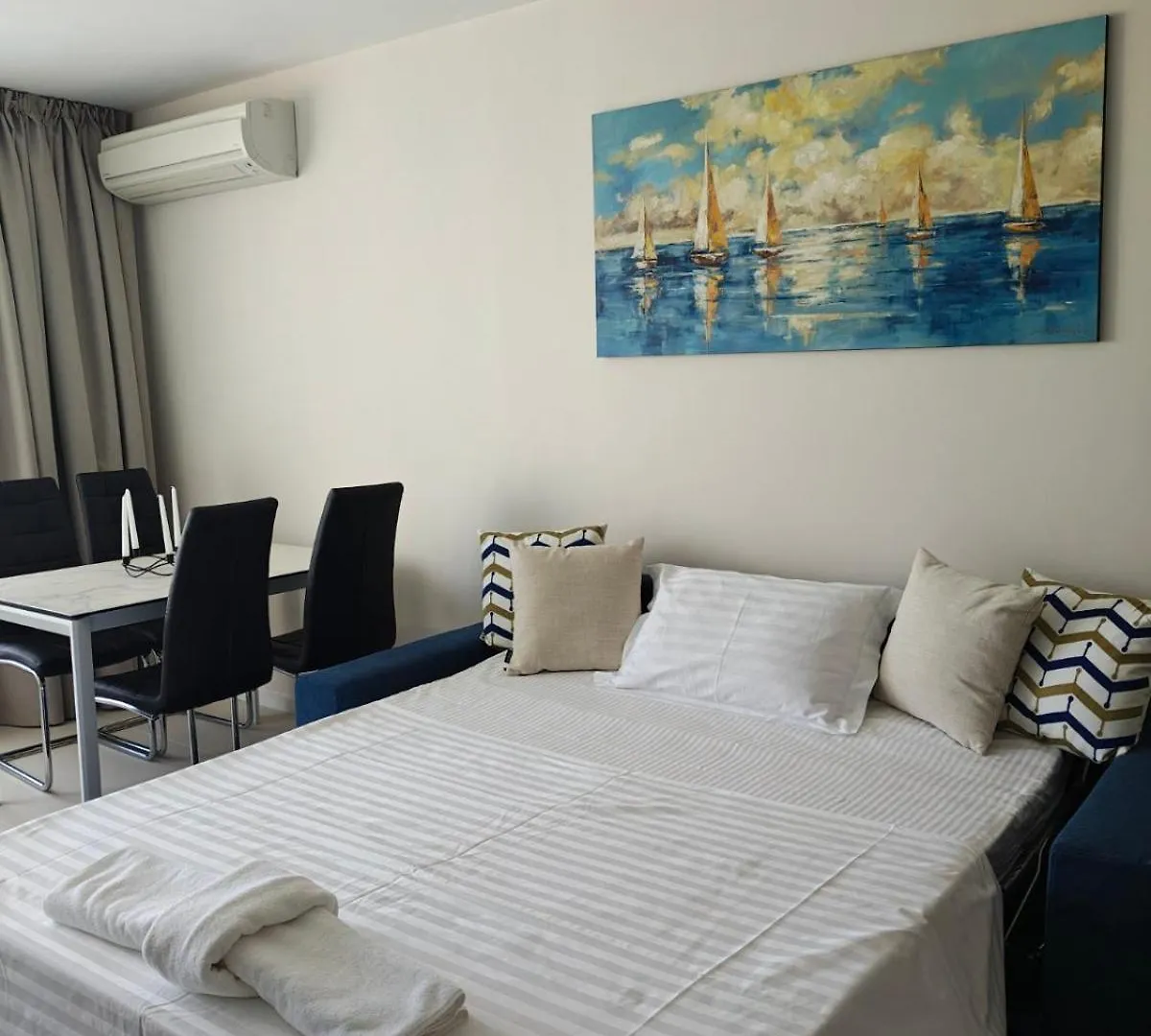 White Sand Lily Beach Apartment Σωζόπολη