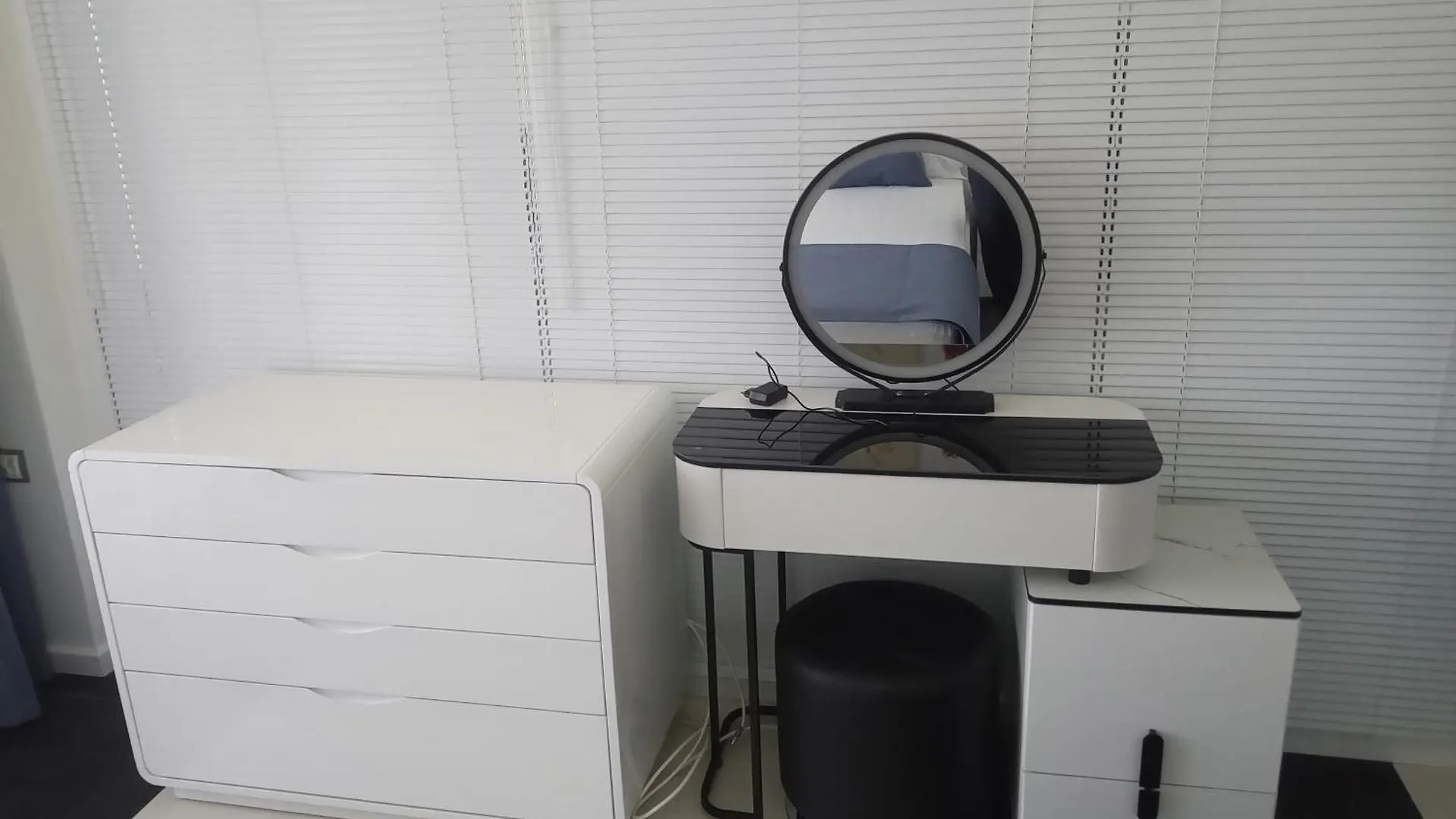 White Sand Lily Beach Apartment Σωζόπολη